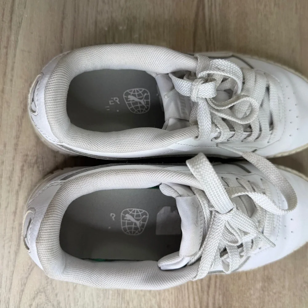 Puma Carina Street Platform Sneakers White Size 6Y